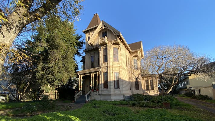 The Cohen Bray House.