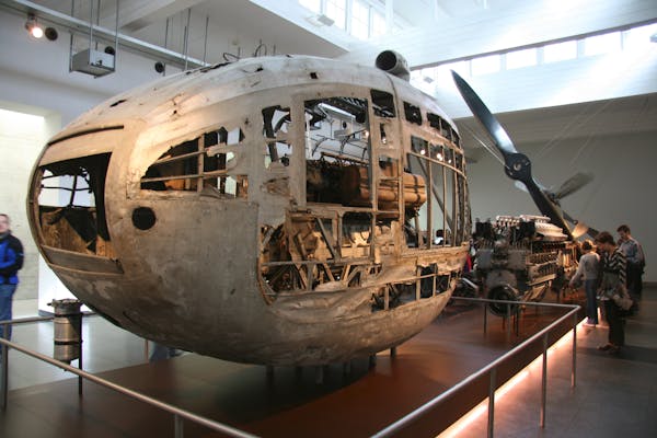 Engine nacelle of the LZ 127 Graf Zeppelin