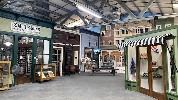 Indoor replicas of shops and businesses, including a huge 1/3 replica of the old El Paso de Robles Hotel