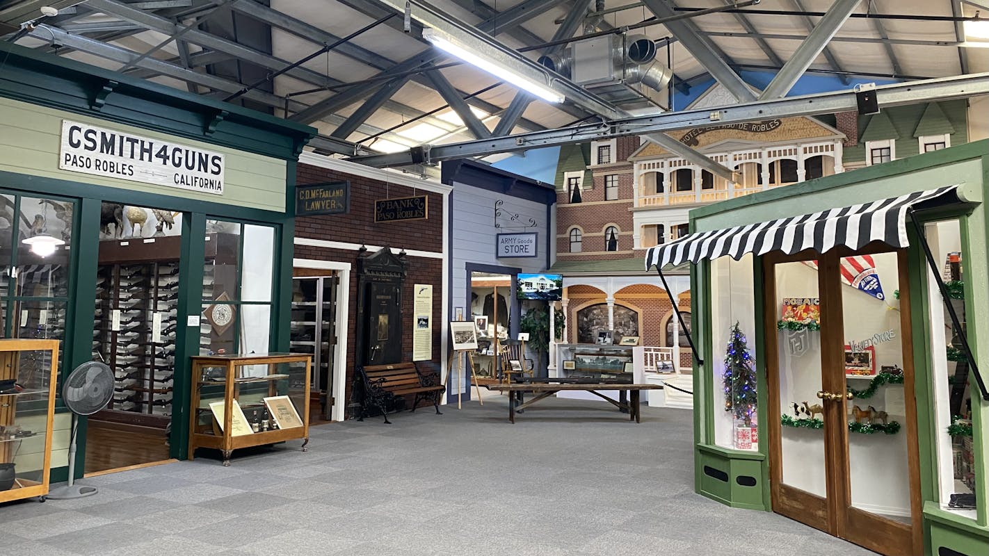 Indoor replicas of shops and businesses, including a huge 1/3 replica of the old El Paso de Robles Hotel